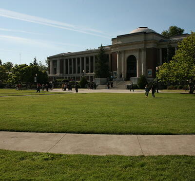 Generic sunny shot of the Memorial Union quad. 