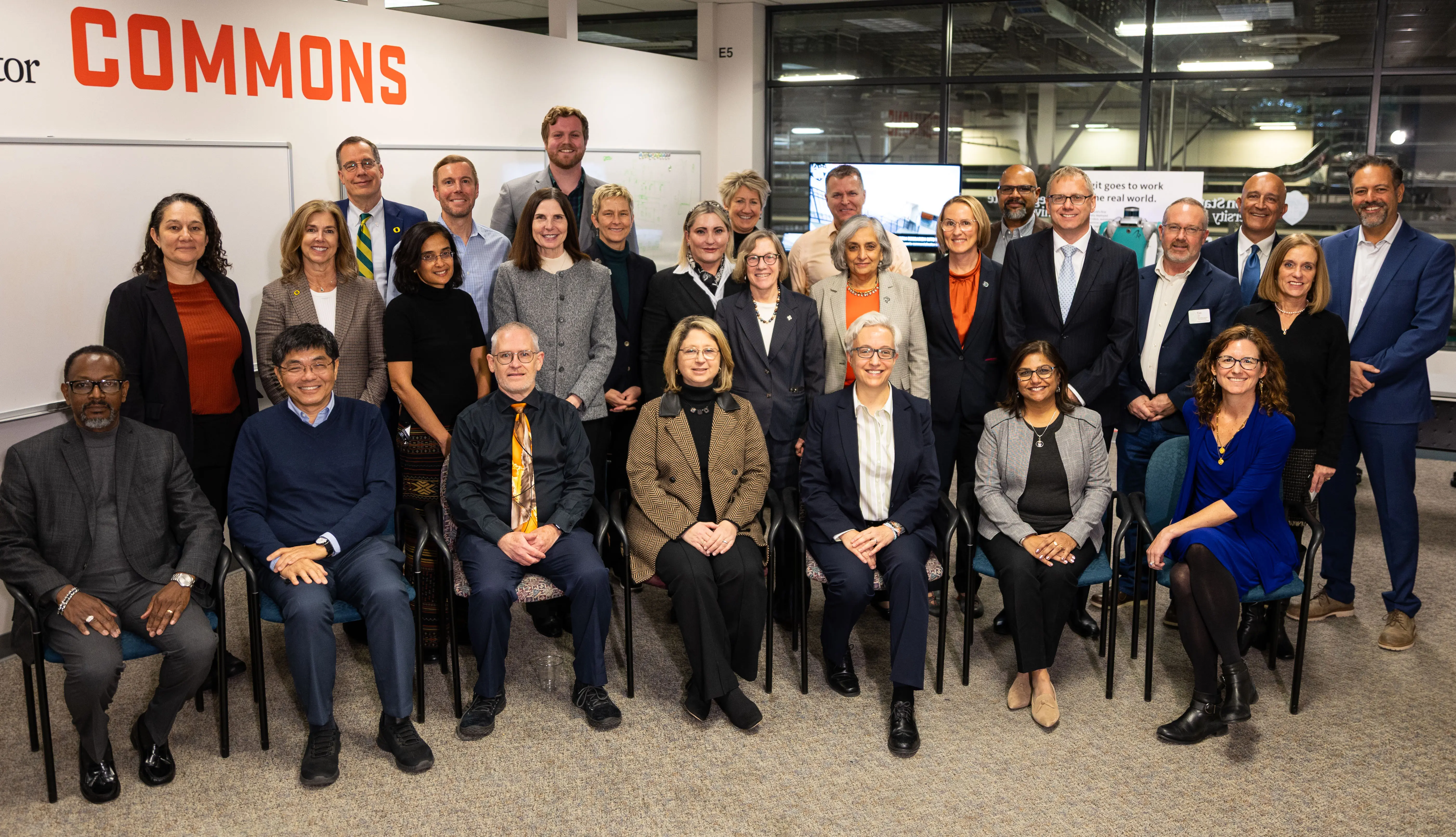 Group of NSF and FAST representatives with the governor of Oregon
